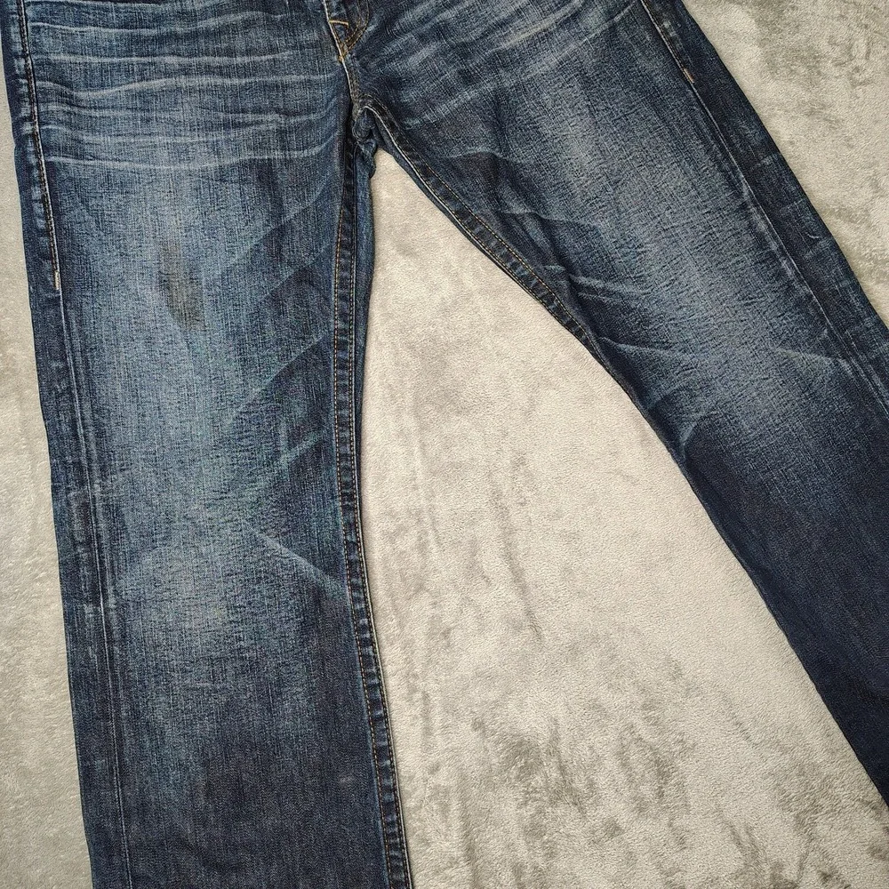 True Religion Bobby Jeans Mens 36x35 Blue Straight Leg Faded Distressed USA Made